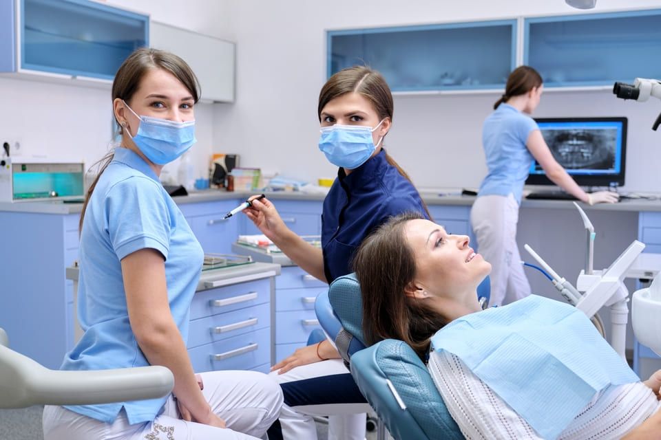 Capital Clinic - Profesjonalna opieka stomatologiczna na Żoliborzu